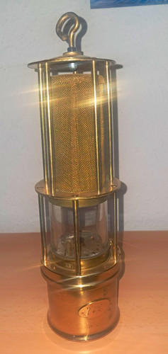 Antike bergbau grubenlampe - antike, bergbau-/grubenlampe