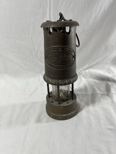 Antike bergbau grubenlampe - antike, bergbau-/grubenlampe